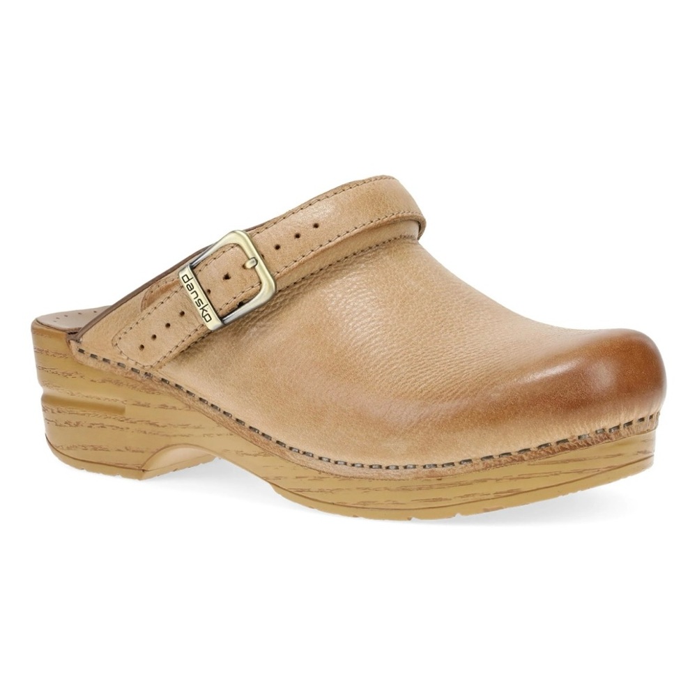 Sand open-backed clogs
